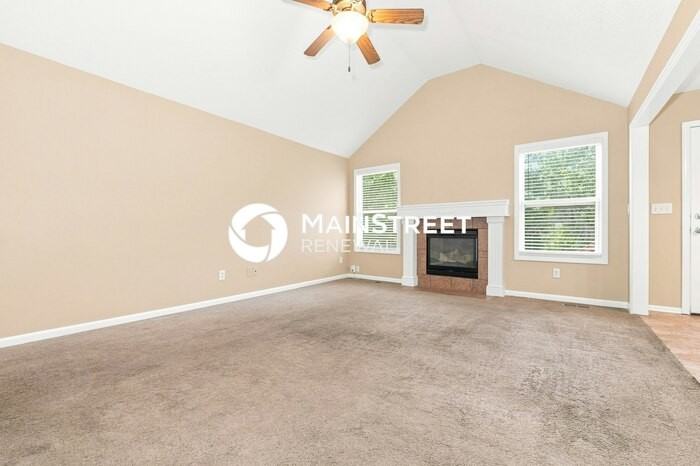12423 E 56th St - Photo 4 of 19