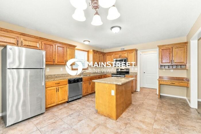 12423 E 56th St - Photo 7 of 19