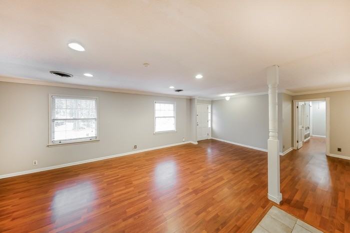 3938 Johnstown Dr - Photo 5 of 13