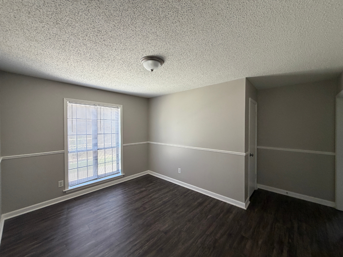 7028 Rose Trail Dr - Photo 5 of 22