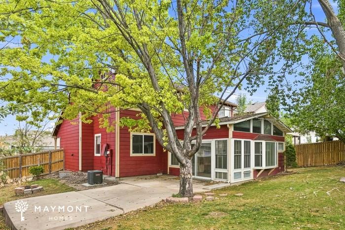 12083 Glencoe St - Photo 2 of 3