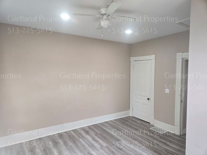 519 S 3rd St #1 - Photo 4 of 8