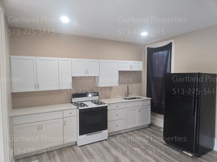 519 S 3rd St #1 - Photo 6 of 8