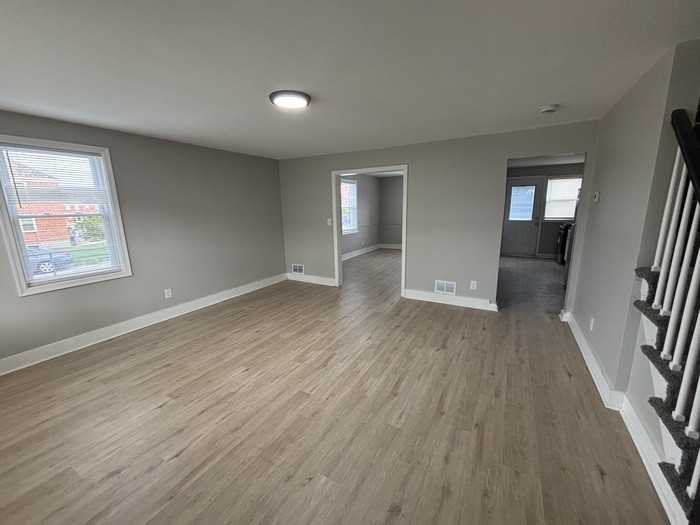 3699 Bonview Ave - Photo 3 of 17