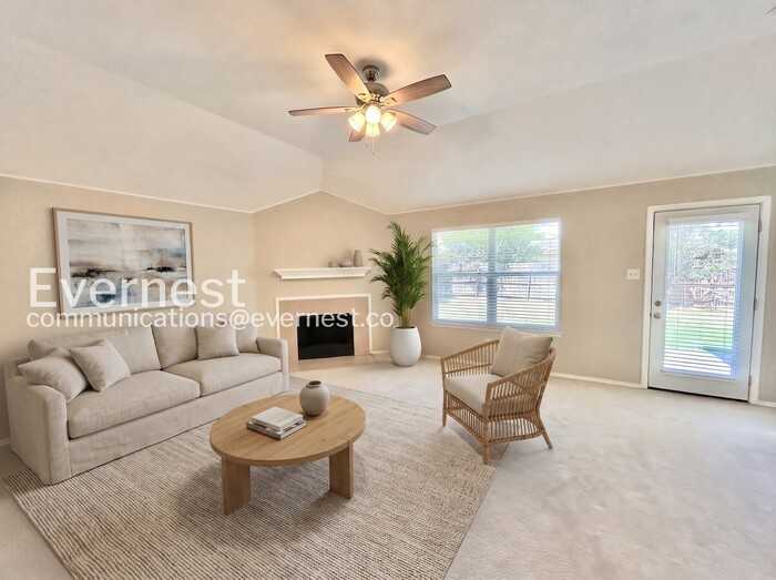 11504 Aspen Creek Dr - Photo 2 of 26