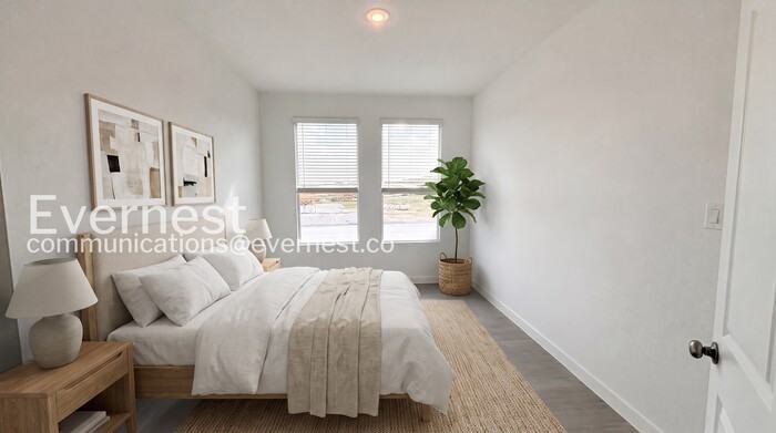 5449 Paschal Park - Photo 3 of 22