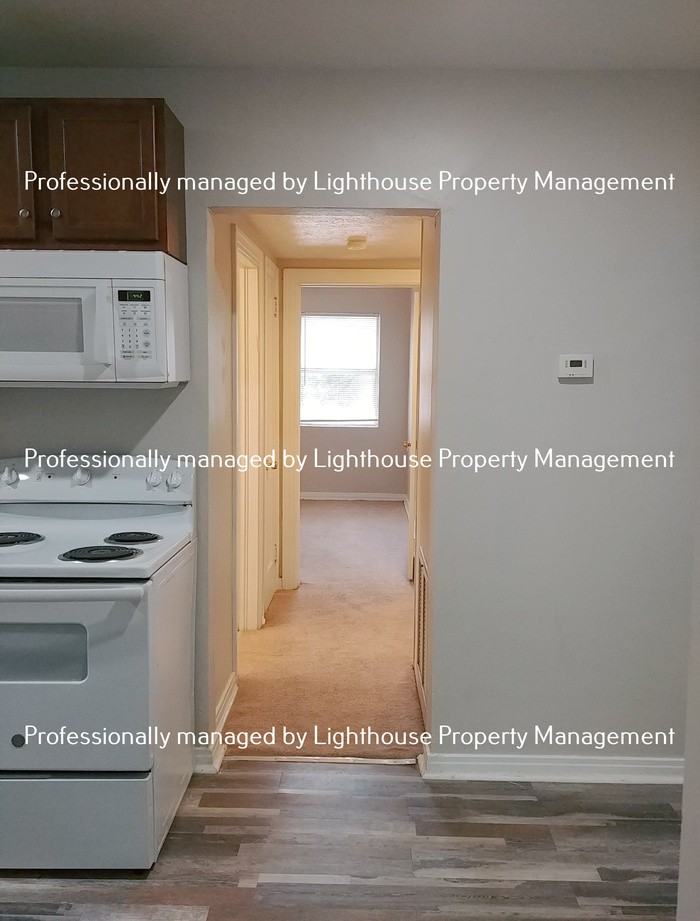 2010 Dellwood Ave - Photo 6 of 12