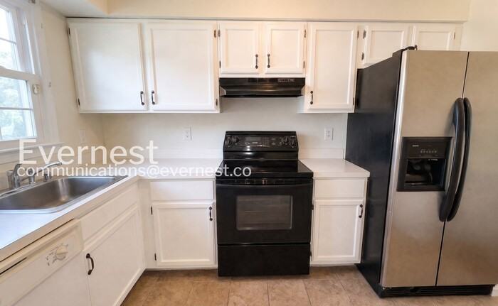 4607 Charlton Ct - Photo 5 of 16