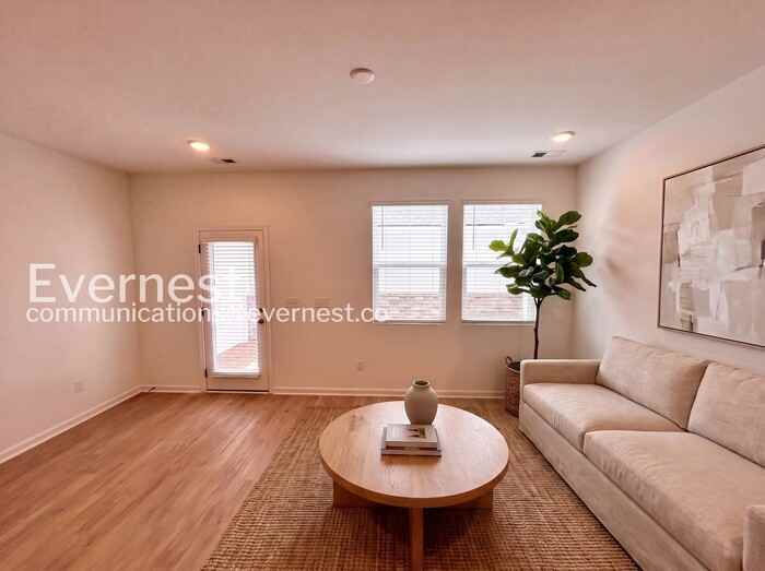 2900 Suzanne Landon Dr #31D4 - Photo 2 of 26