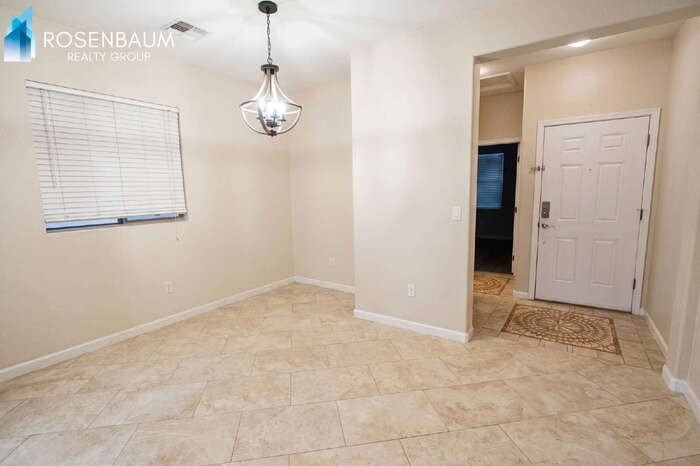 12060 W Makenna Ln - Photo 2 of 13