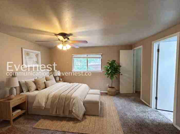 5550 Lantana Cir - Photo 3 of 27