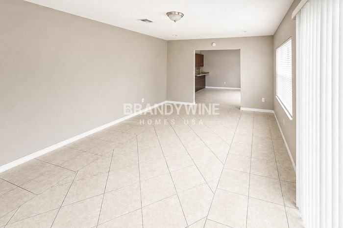 3137 Overdale St - Photo 5 of 22