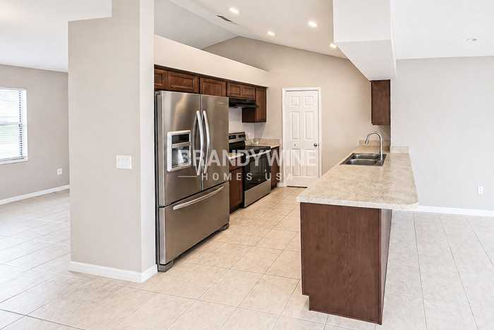 3137 Overdale St - Photo 7 of 22