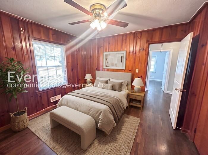 2262 Alpha Dr - Photo 4 of 21