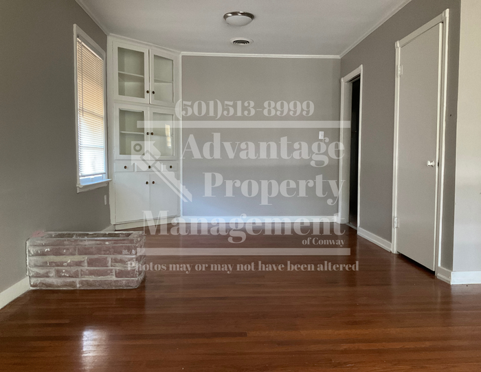 702 2nd St #A - Photo 3 of 13