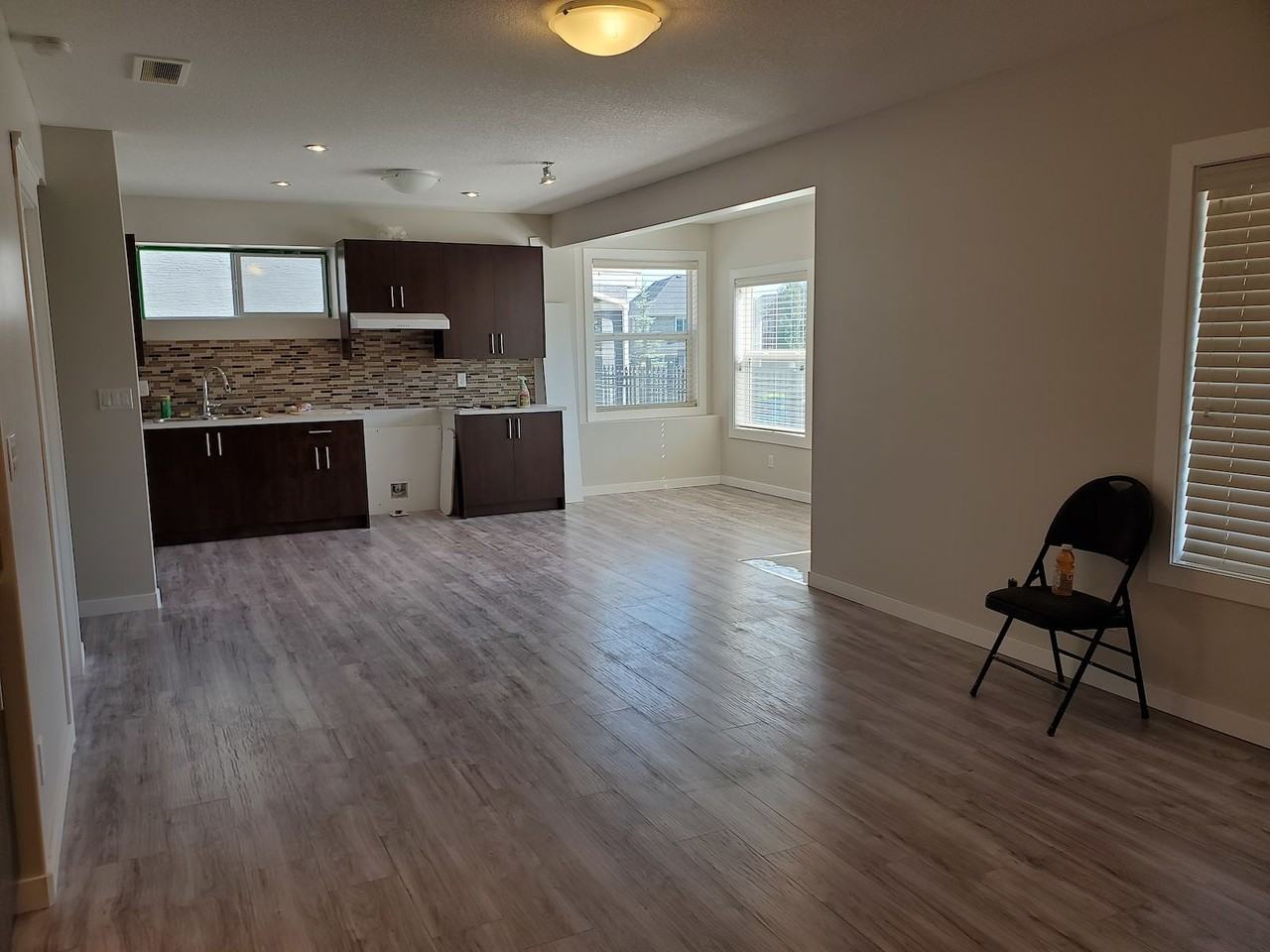554 Marina Dr - Photo 2 of 25