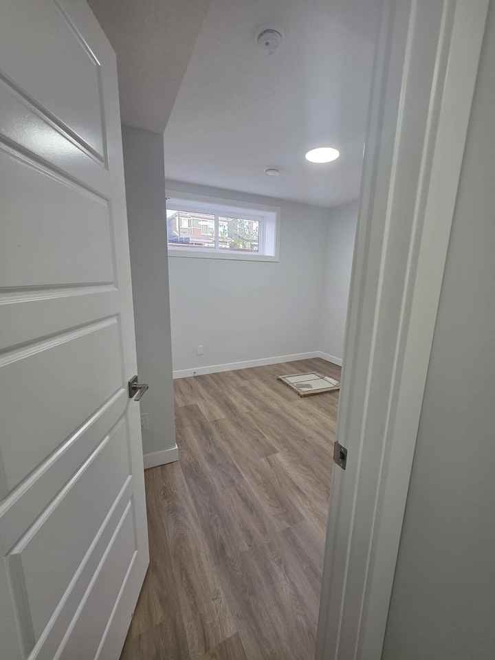 73 Wolf Creek Gdns Se - Photo 2 of 20