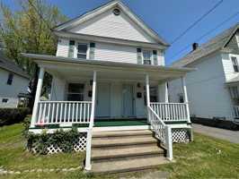 featured image of 619 Dean St