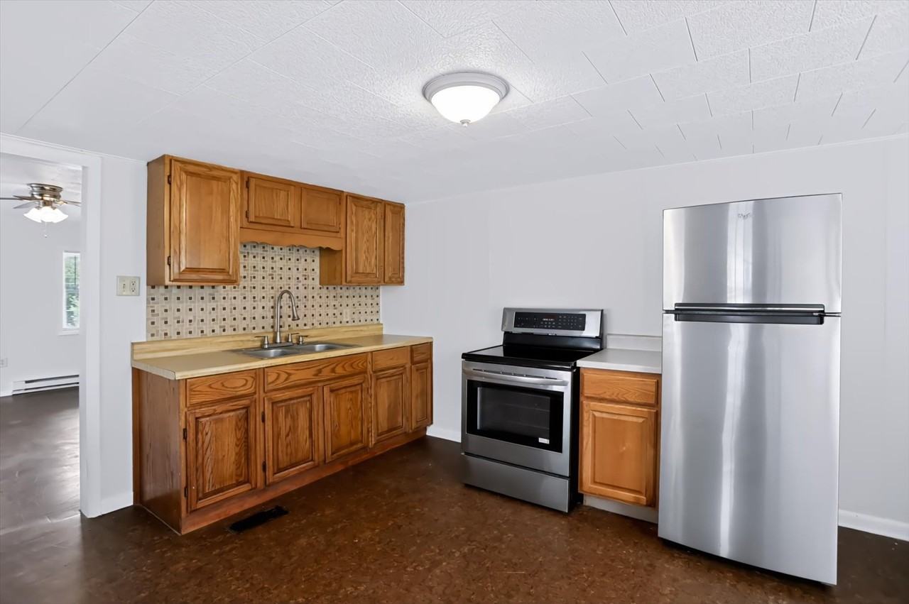 459 Chamber St #459 - Photo 6 of 21