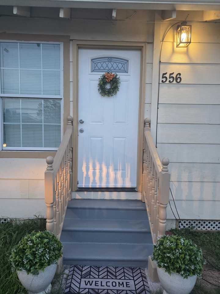556 Westwood Dr #556 - Photo 2 of 18