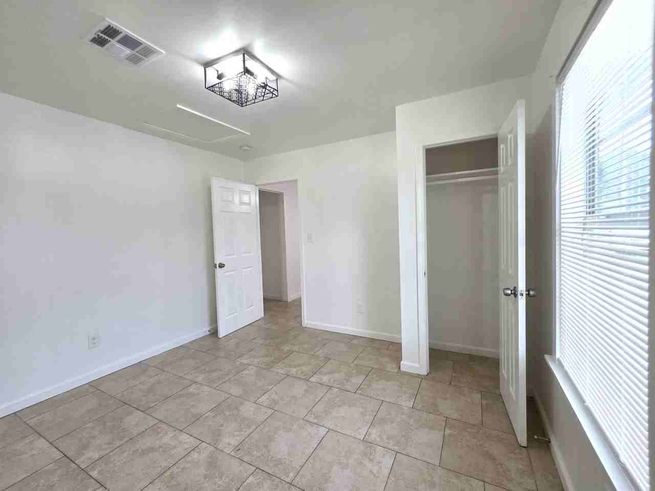 556 Westwood Dr #556 - Photo 4 of 18