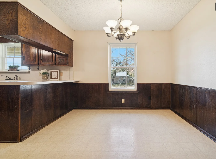 941 Maple St #NA - Photo 2 of 10