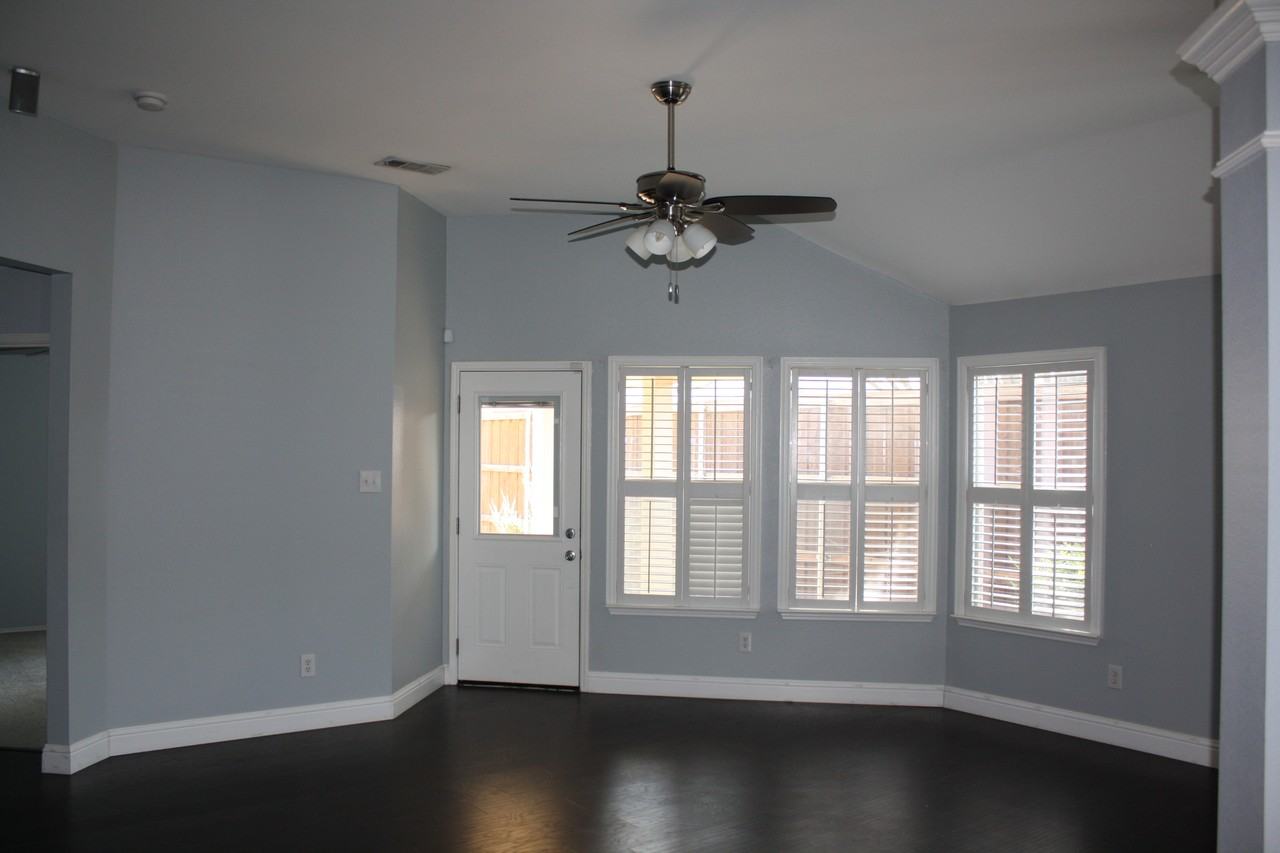 5021 Blackelm Dr #NA - Photo 6 of 8