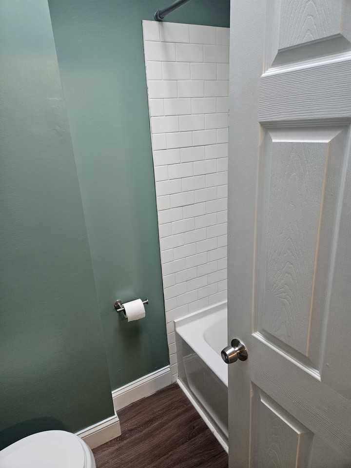 412 E Basin St - Photo 6 of 13