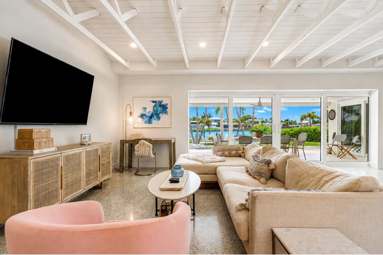 2882 W Vina Del Mar Blvd #NA - Photo 4 of 50