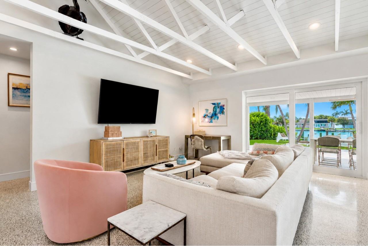 2882 W Vina Del Mar Blvd #NA - Photo 5 of 50