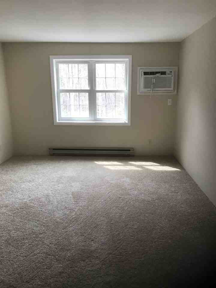 27 Ernest Ave #23 - Photo 4 of 6