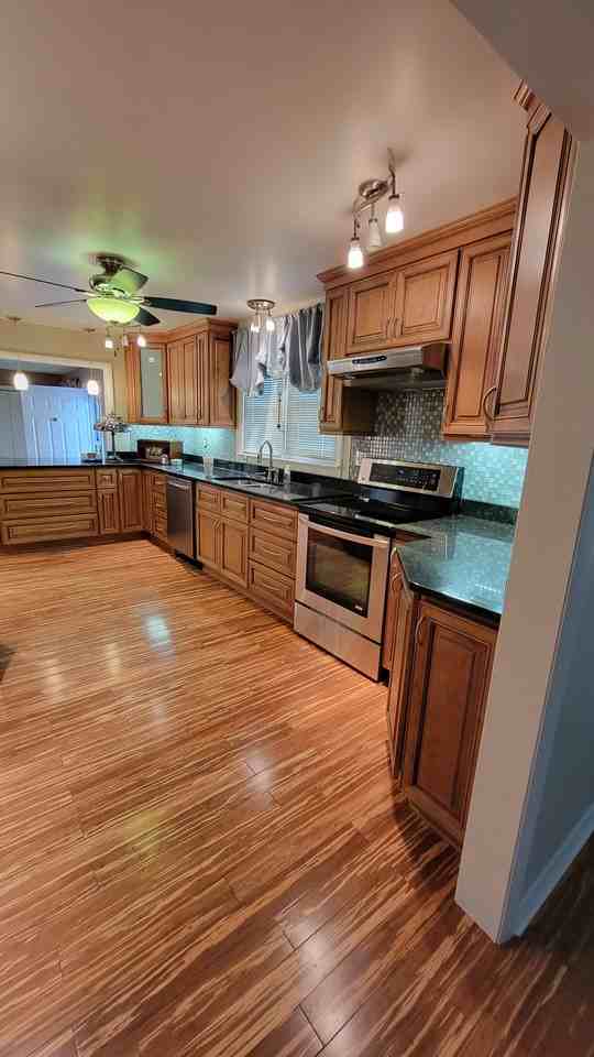 2705 Main St #1 - Photo 4 of 15