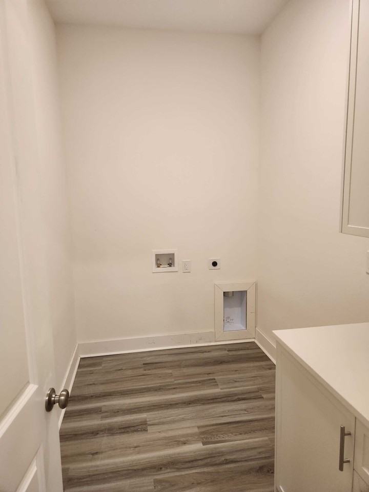 9429 St Paul Dr #NA - Photo 5 of 19