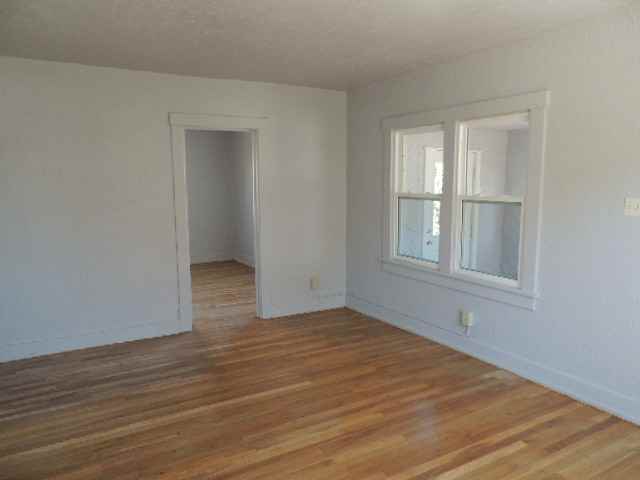 516 Granite Ave Nw #NA - Photo 7 of 22