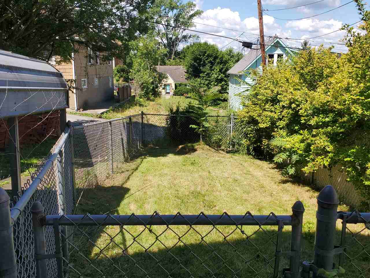 1515 Ridge Ave #NA - Photo 2 of 13