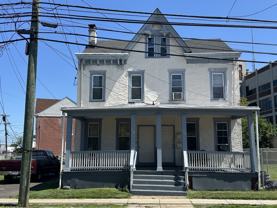 436 Pennington Ave #2ndFL - Photo 1 of 1