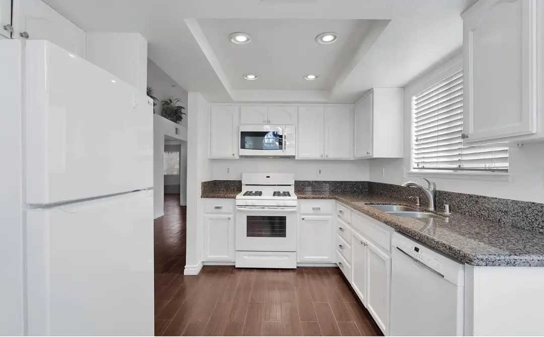 19058 Frances St #NA - Photo 3 of 12