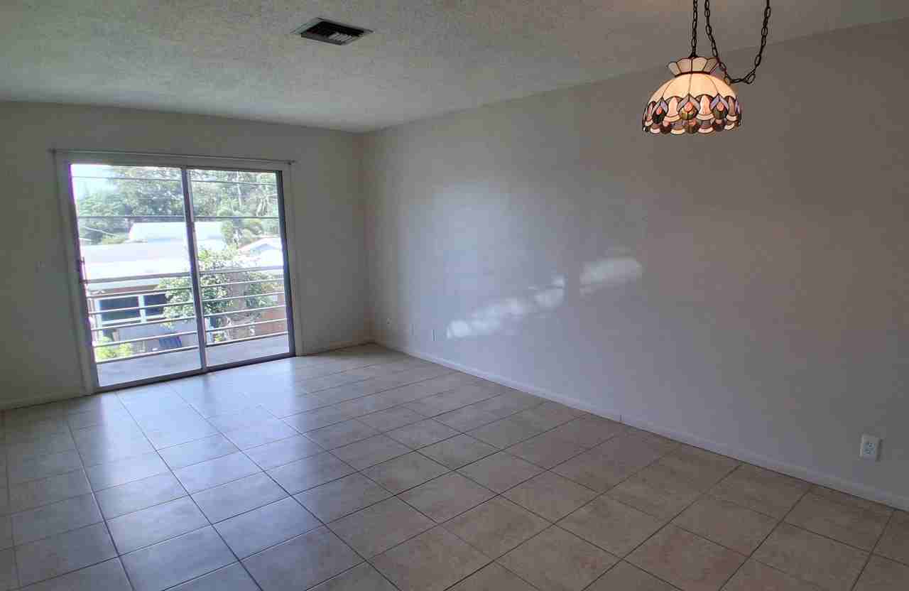 410 W Palm St #24 - Photo 3 of 8