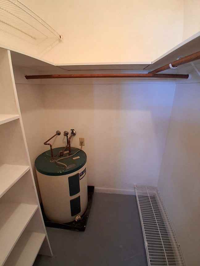 410 W Palm St #24 - Photo 5 of 8
