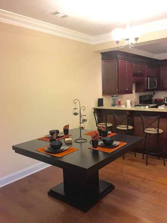 1003 Jersey Ave - Photo 6 of 13