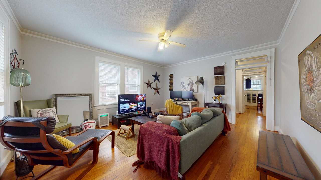 1024 Kinard Ct #1028 - Photo 5 of 19