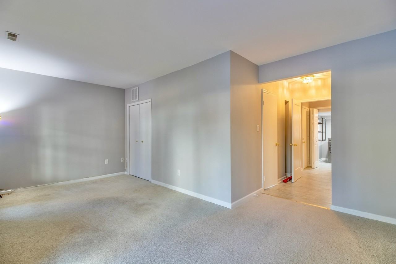 8871 Winding Hollow Way - Photo 3 of 40