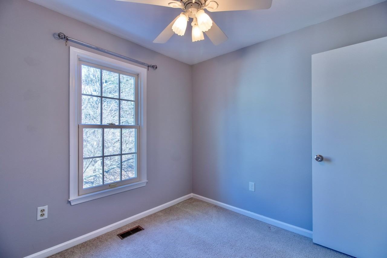 8871 Winding Hollow Way - Photo 7 of 40
