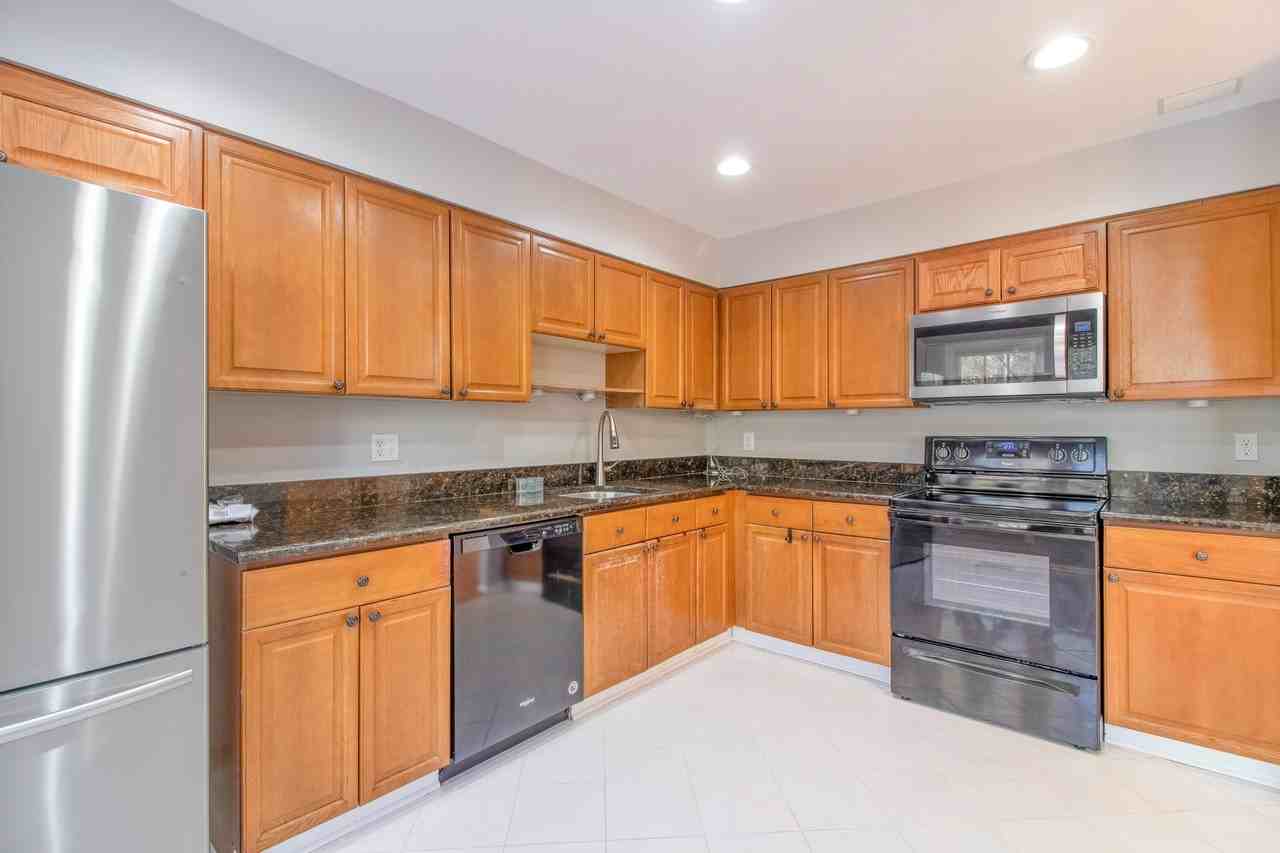 8871 Winding Hollow Way #NA - Photo 7 of 40
