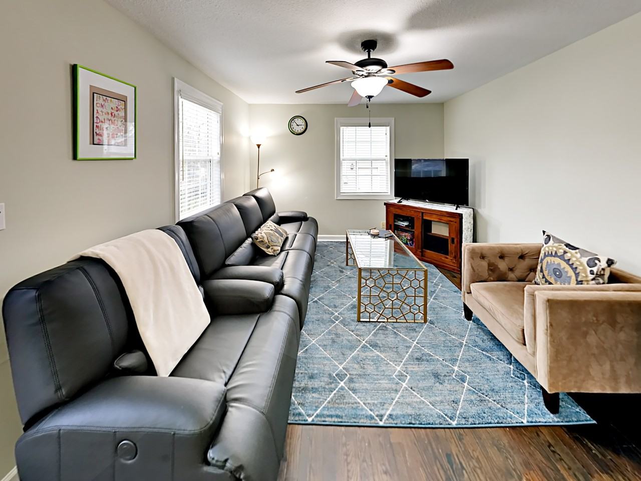 913 Emmett Ave #NA - Photo 2 of 13