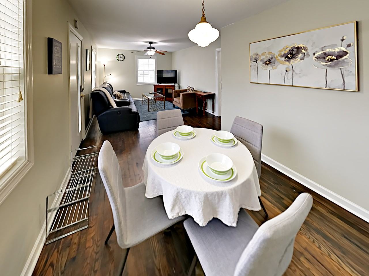 913 Emmett Ave #NA - Photo 3 of 13