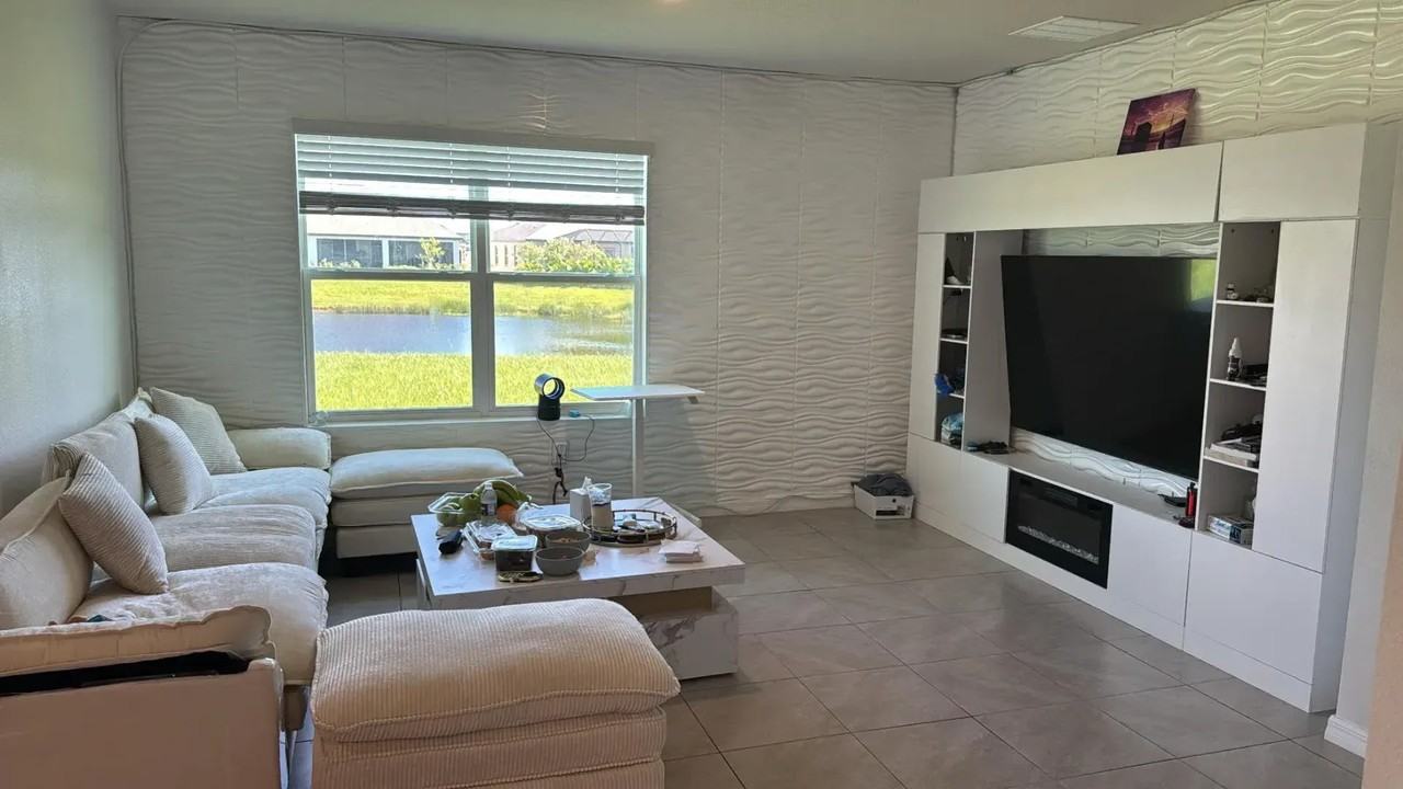 2208 Grand Flora Trl #NA - Photo 2 of 10