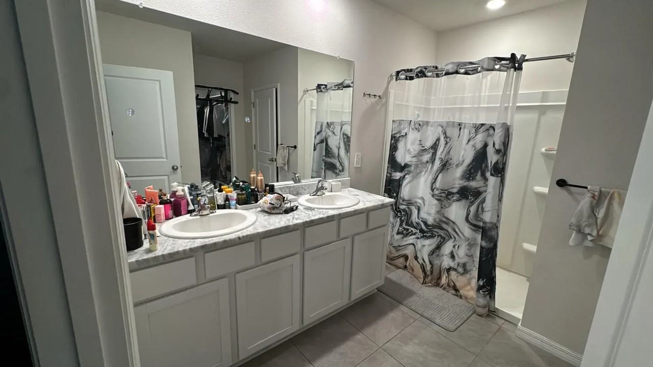 2208 Grand Flora Trl #NA - Photo 4 of 10