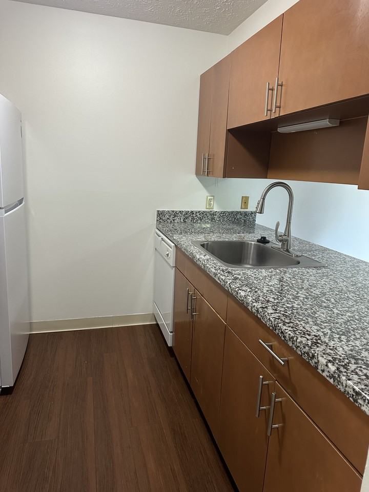 1115 S Latson Rd #1115-8 - Photo 3 of 19