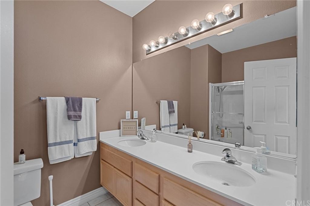 401 N Cotswolds Ln - Photo 2 of 9